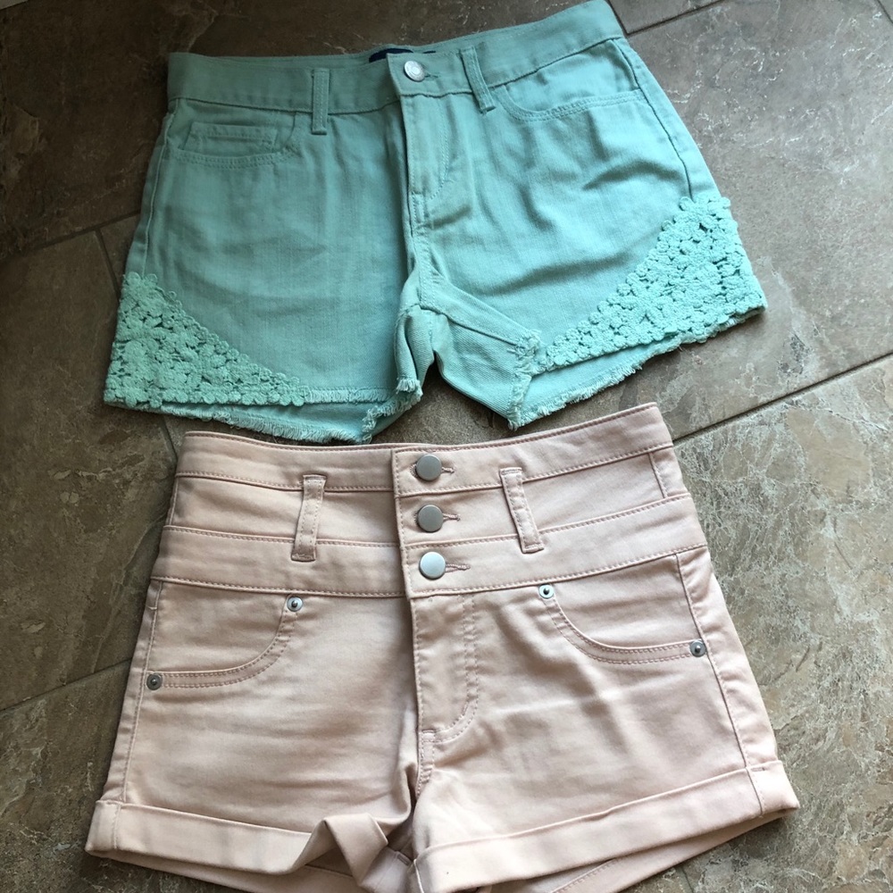 Bundle of two shorts